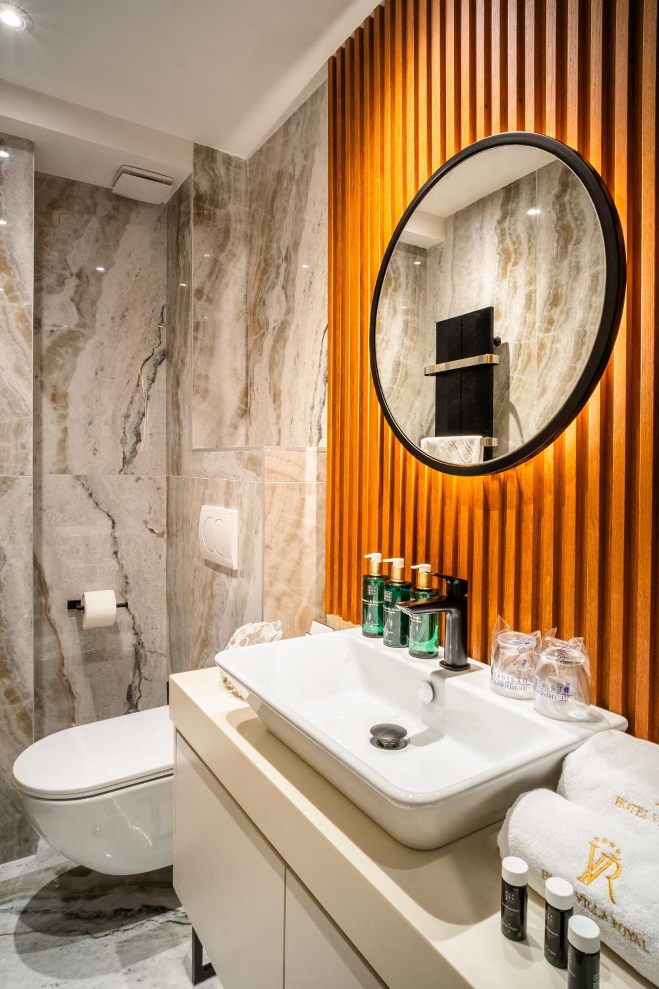Boutique Hotel Villa Royal Tivat Exterior photo