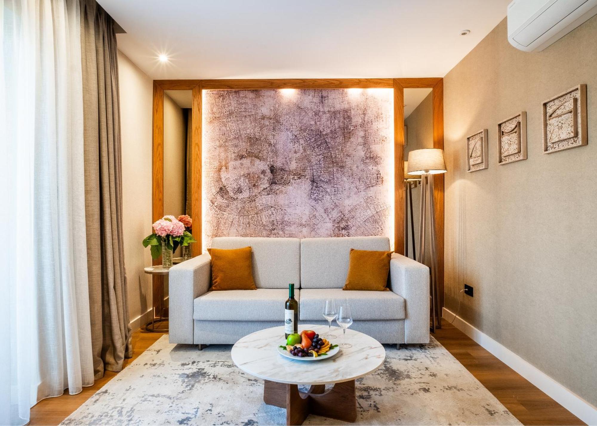 Boutique Hotel Villa Royal Tivat Exterior photo