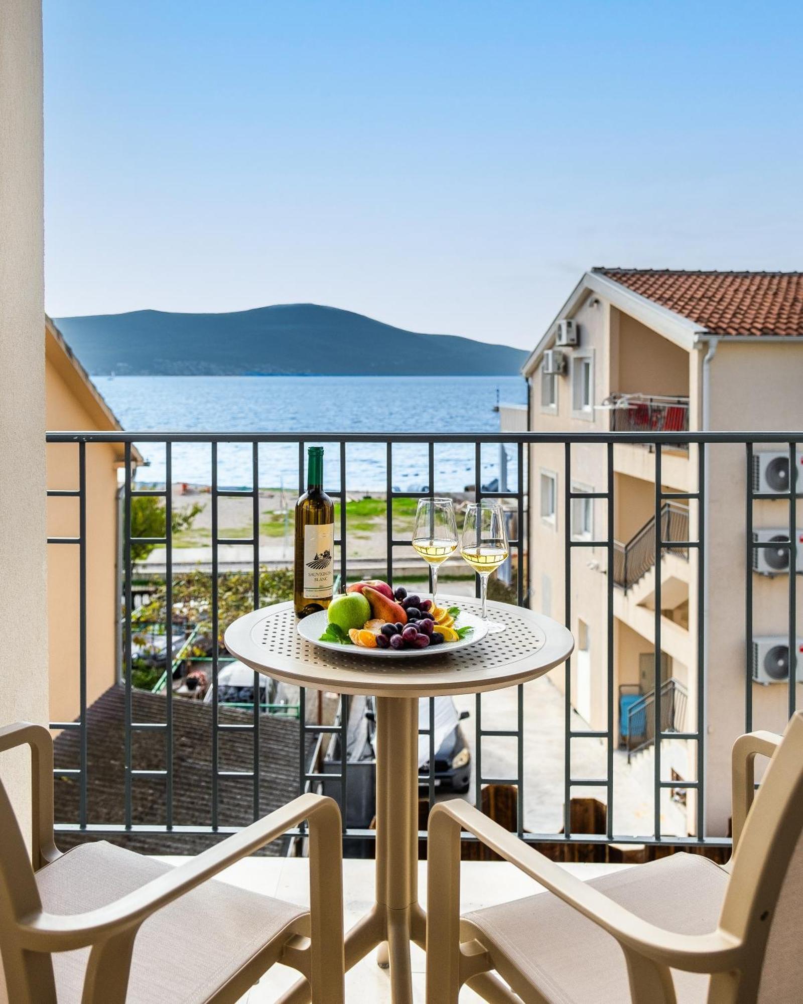 Boutique Hotel Villa Royal Tivat Exterior photo